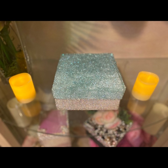 Glamorous Handmade decor box - Picture 3 of 4